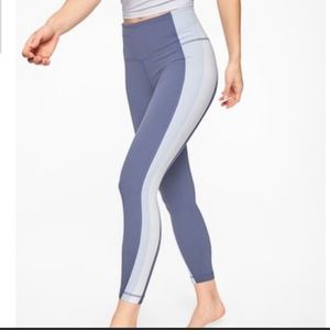 Athleta Colorblock Asym Powervita 7/8 XS Petite